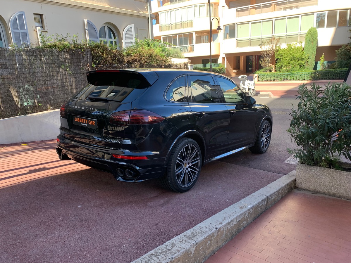 Porsche Cayenne s V8 Platinium Edition 385 cv