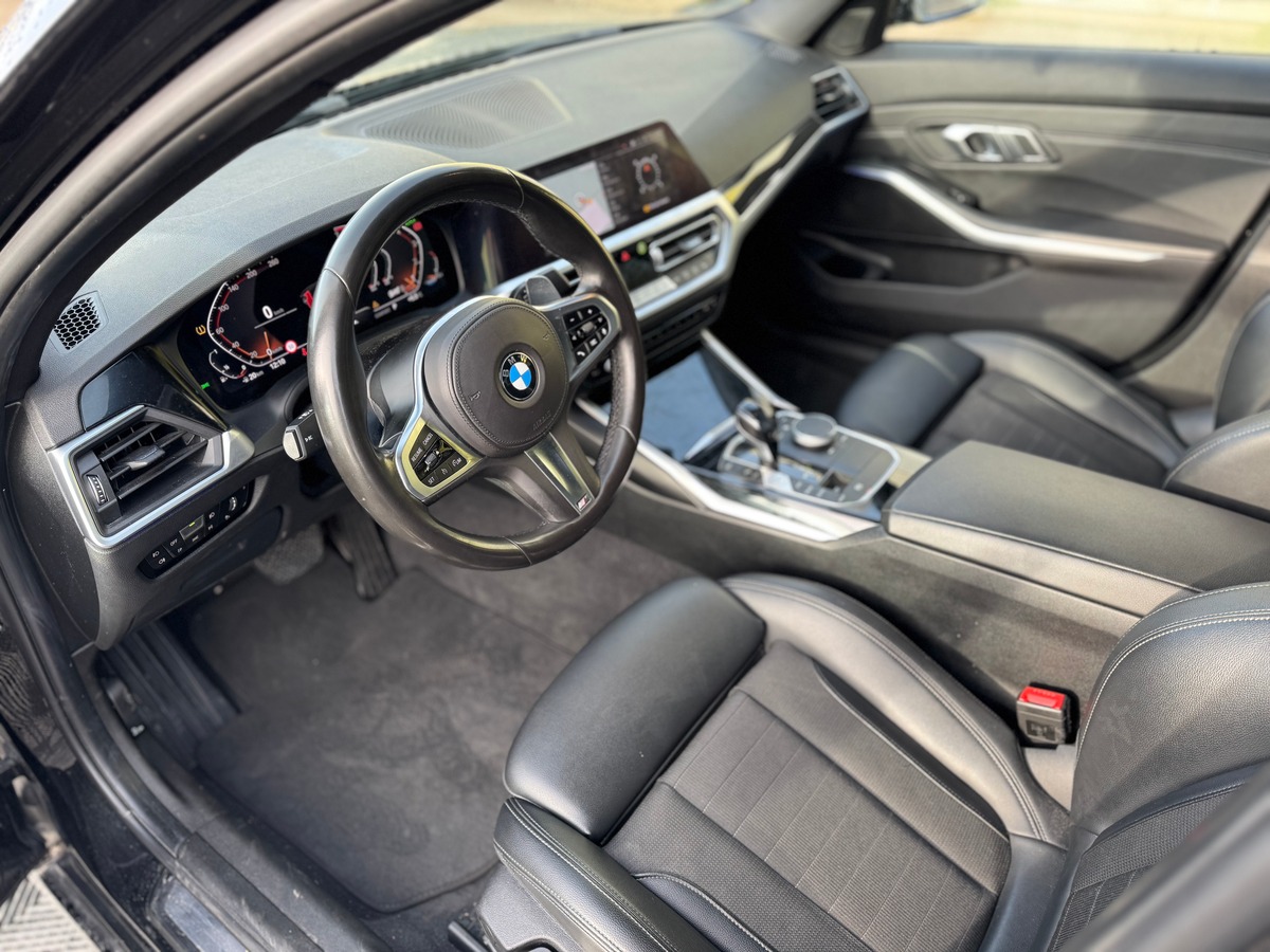 Bmw Série 3 320 i 2.0 184 cv Boîte auto PACK M - APPLE CARPLAY - CUIR - VIRTUAL COCKPIT