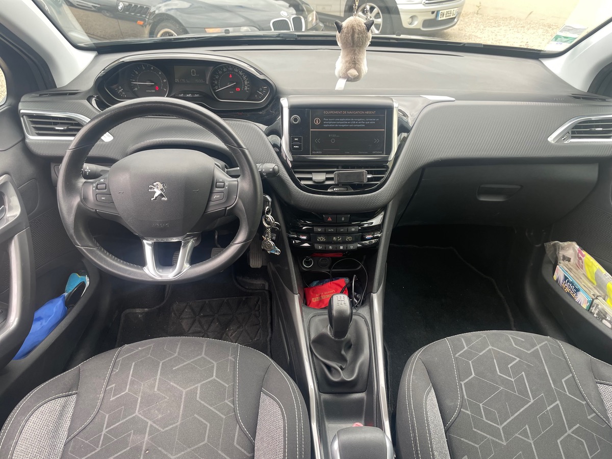 Peugeot 2008 1.2 ptec