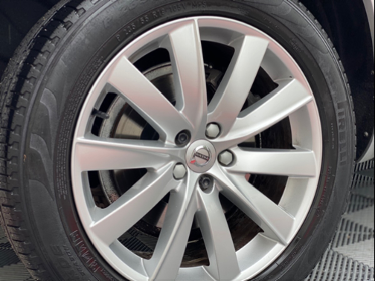 Volvo XC90 D5 225 INSCRIPTION TO/ 7 pl