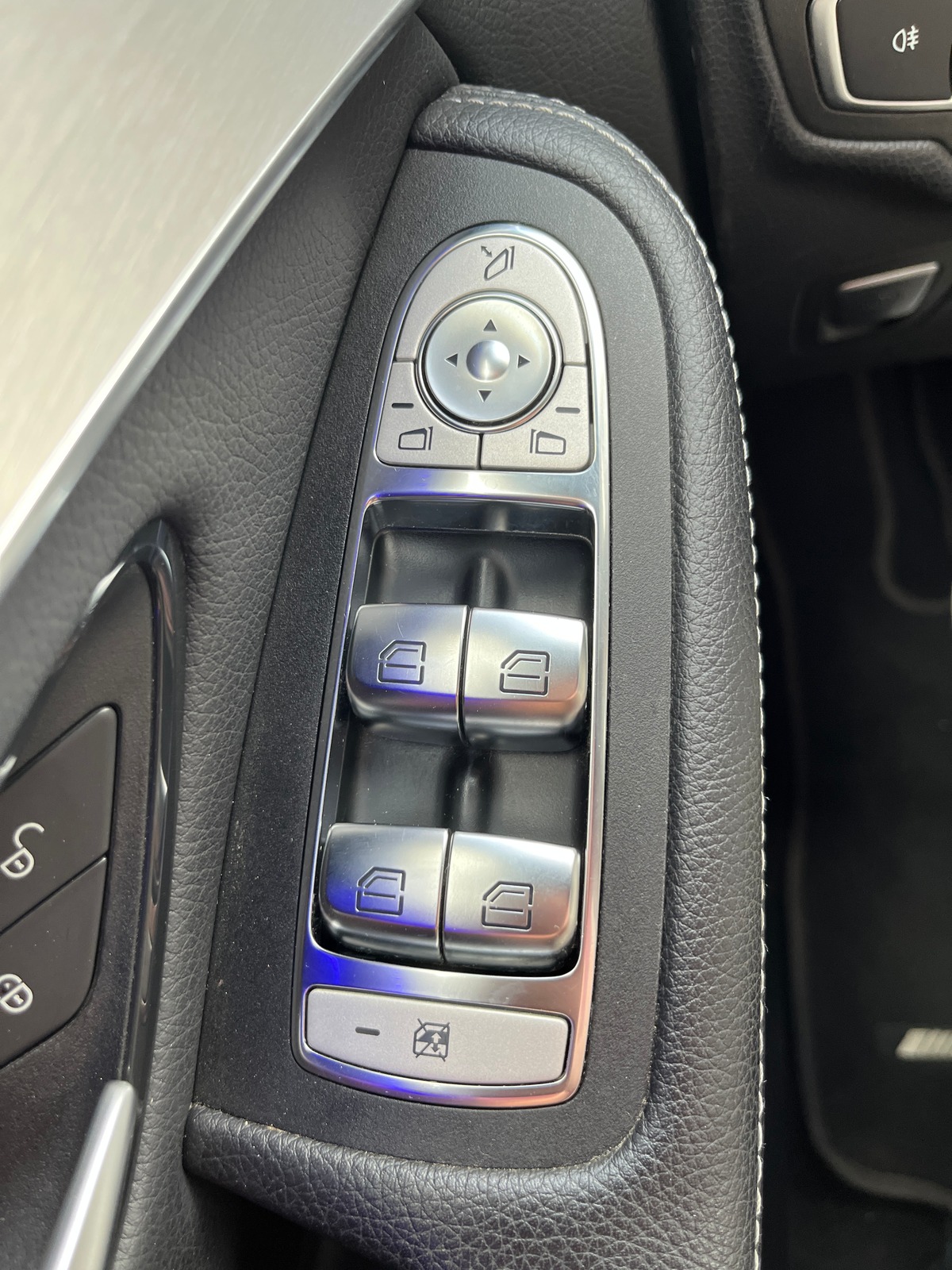 Mercedes-Benz Class GLC 220d 4MATIC AVANTGARDE 9G-TRONIC, SUIVI COMPLET, SIEGES CHAUFFANT
