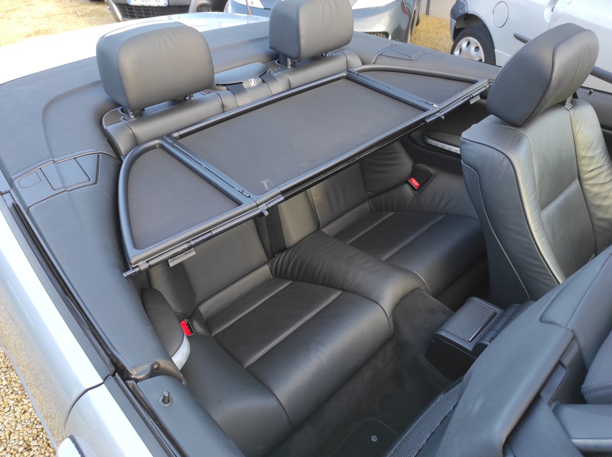 Bmw Série 3 Cabriolet 318Ci 143