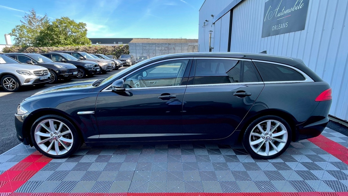 Jaguar XF Sportbrake 2.2 D 200 Luxe Premium BVA