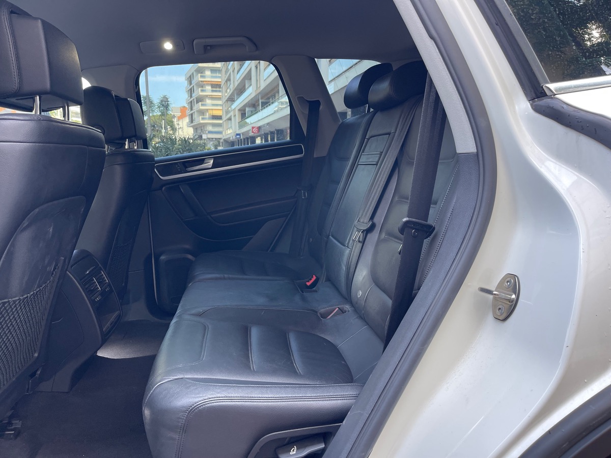 Volkswagen Touareg 3.0 TSI V6 379cv Hybrid / Jantes Noires / Gps / Carat Edition