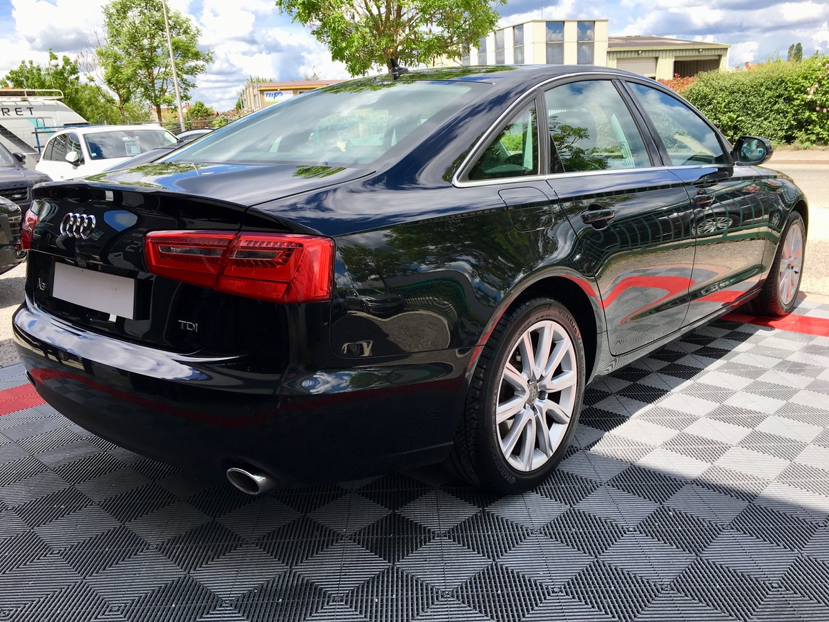 Audi A6 V6 204 AVUS CAM/CUIR ** parfait état