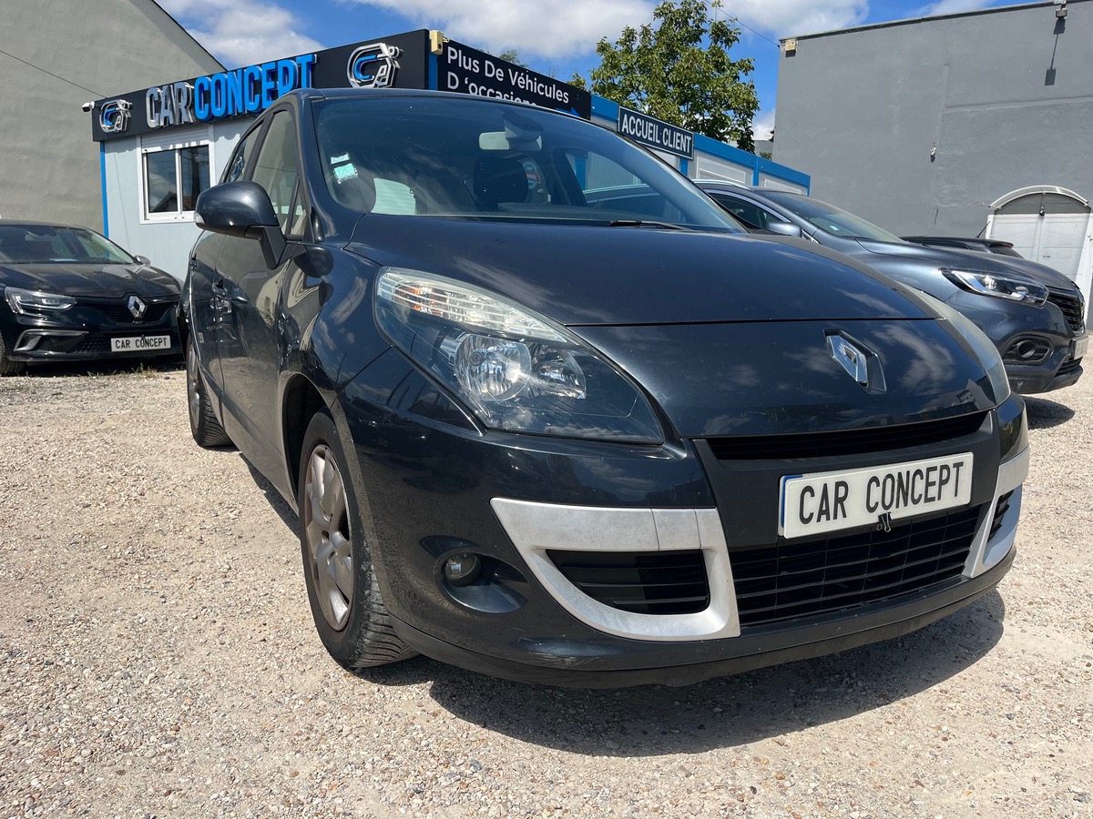 RENAULT Scenic III 1.9 dci édition SCHUMACHER