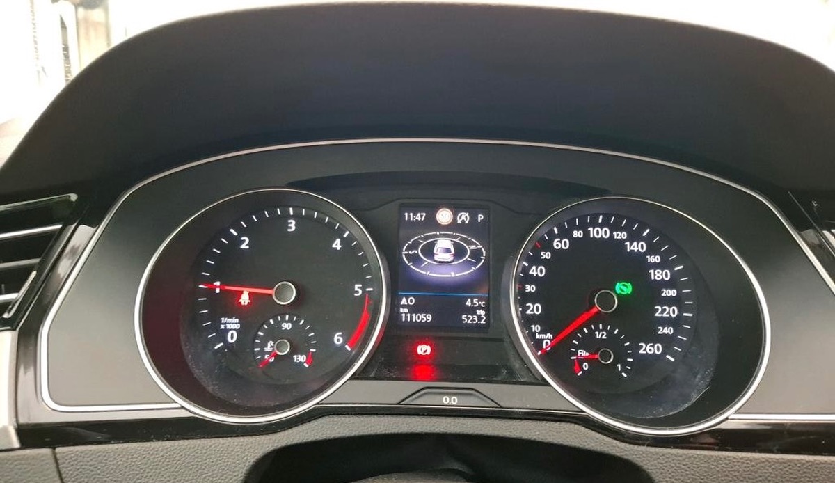 Volkswagen Passat SW 2.0 TDI 150 DSG7 BUSINESS