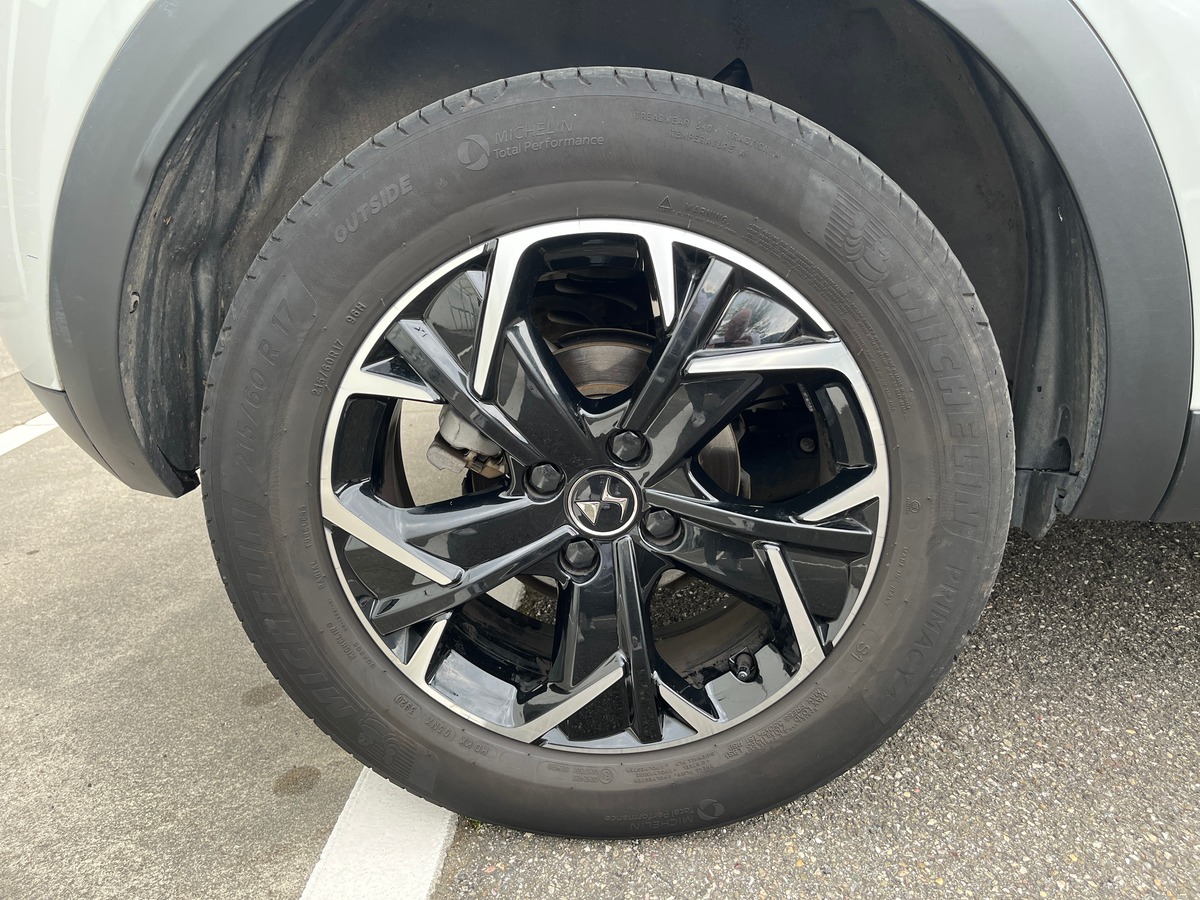 DS DS 3 CROSSBACK BLUE HDI 130ch EAT8,  RIVOLI, SUIVI COMPLET DS, SIEGES CHAUFFANT,