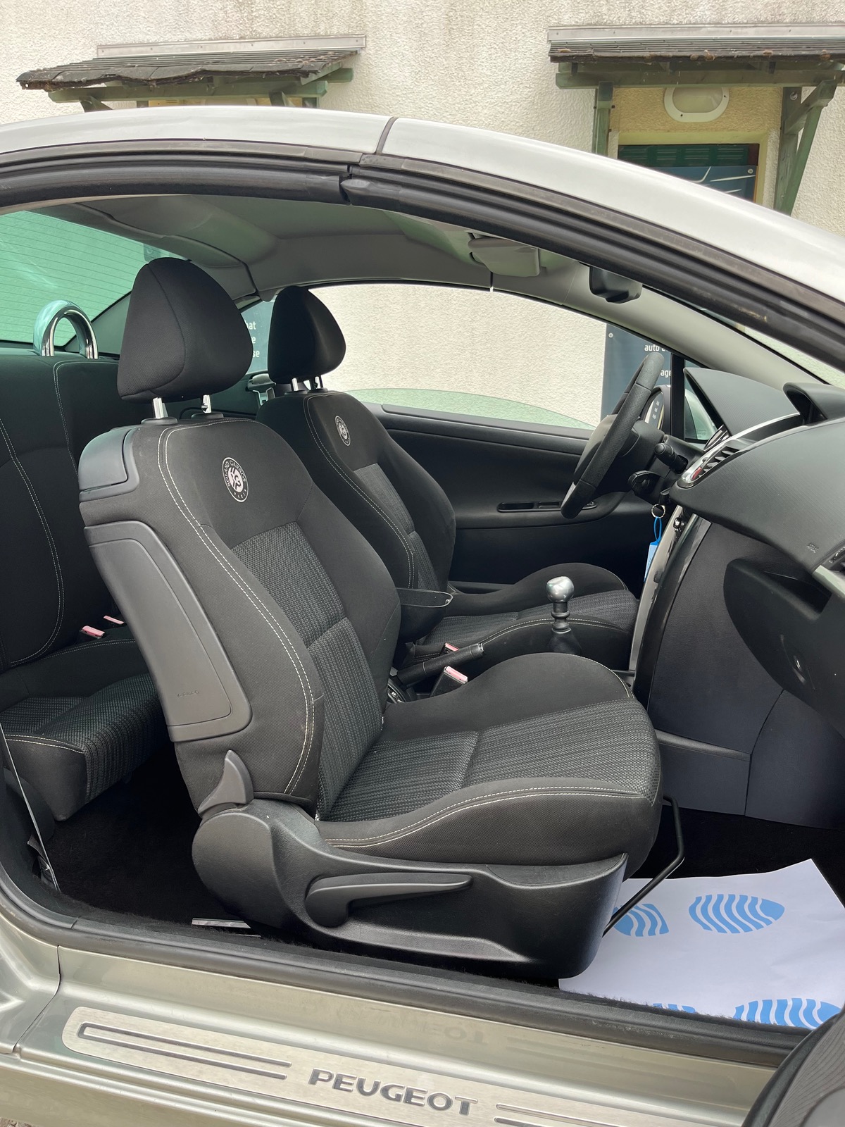 Peugeot 207 CC ROLAND GARROS 1.6 HDI 111 CV