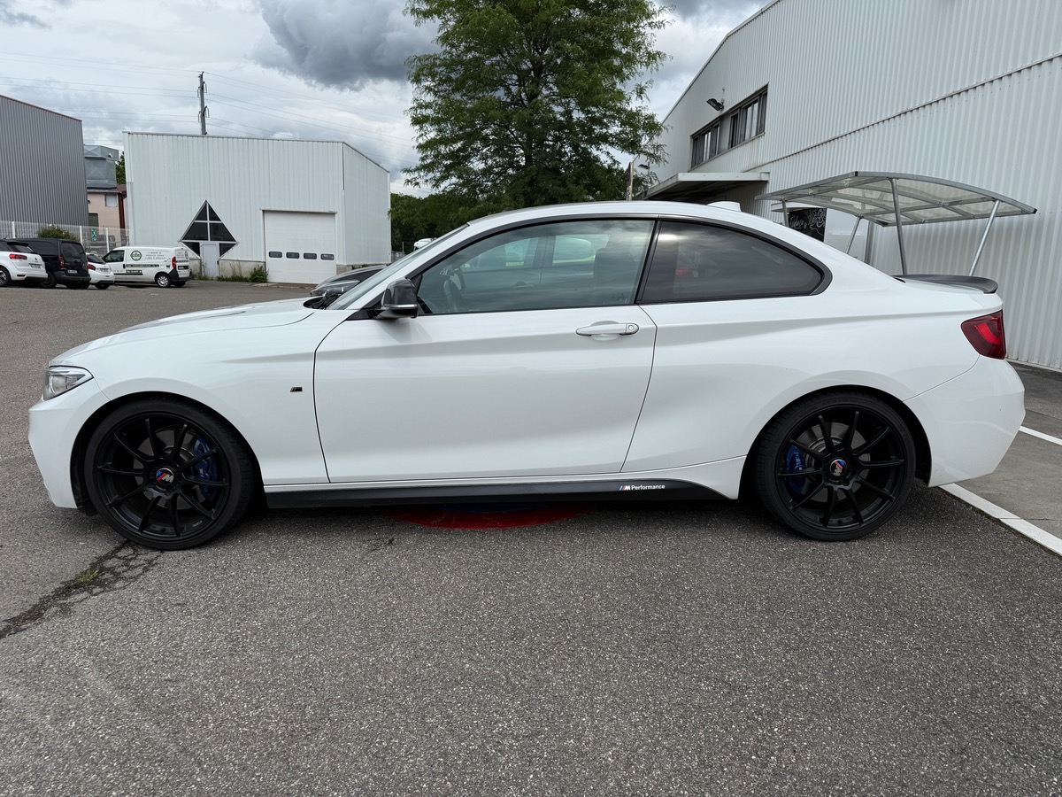 Bmw Série 2 (F22) Coupé 230i 2.0 i Steptronic 252 cv, Pack M Complet, Harman/Kardon