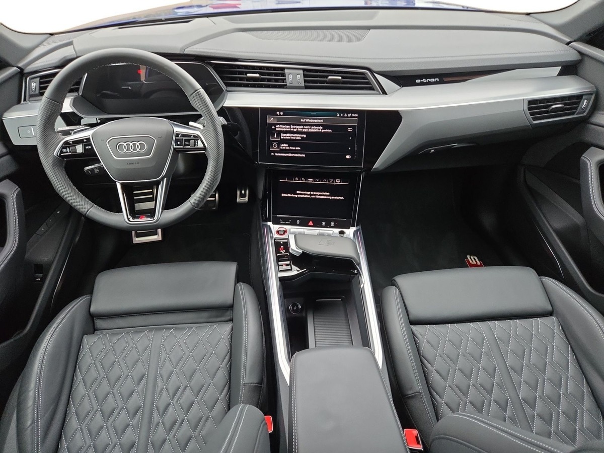 Audi SQ8 e-tron Sportback e-tron 503ch quattro Toit ouvrant Bang&Olufsen Attelage
