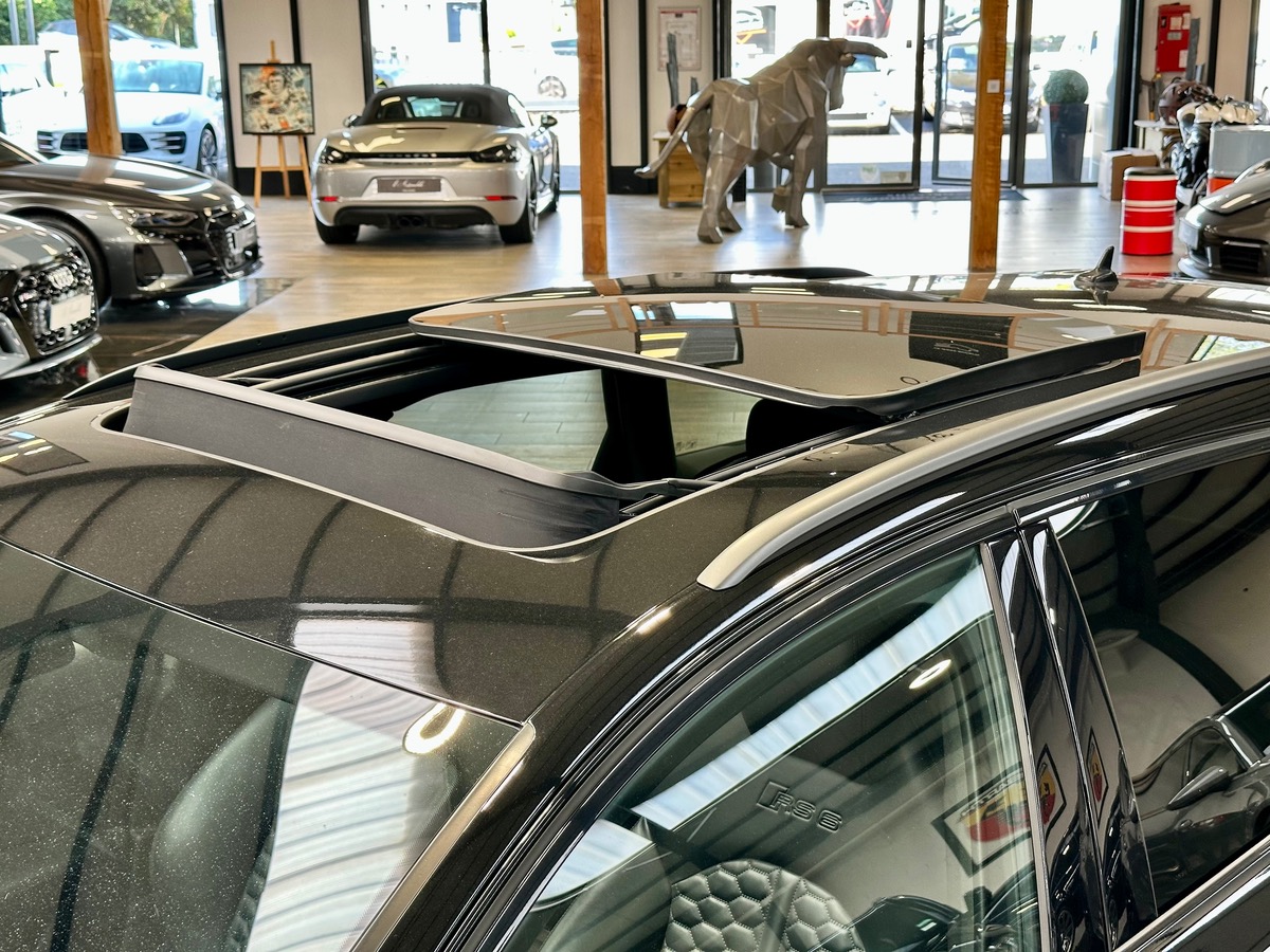 Audi RS6 Avant III (2) V8 4.0 TFSI 605 Performance Options+++ a