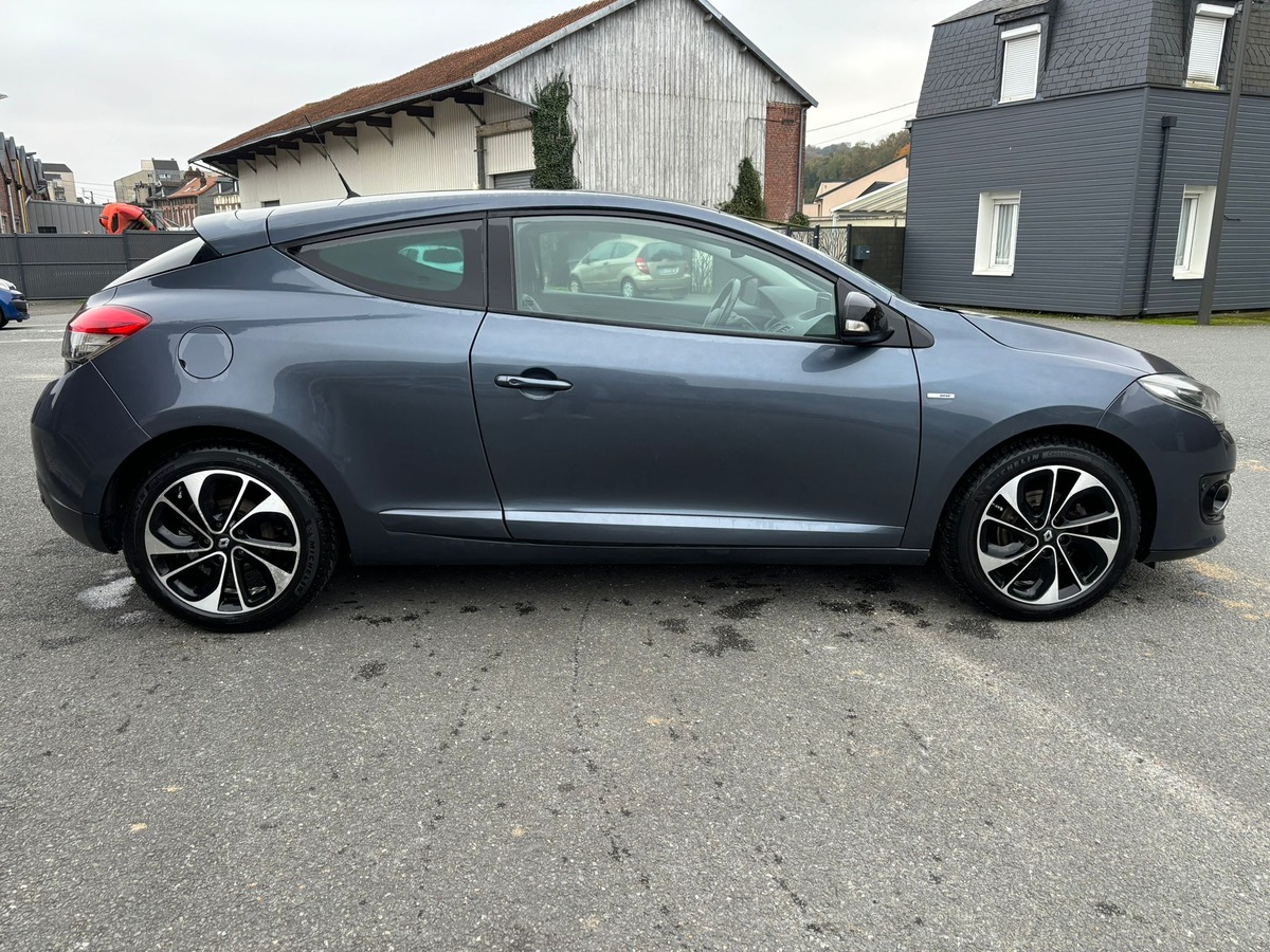 RENAULT Megane III 1.2 TCe 130ch energy Bose 2015