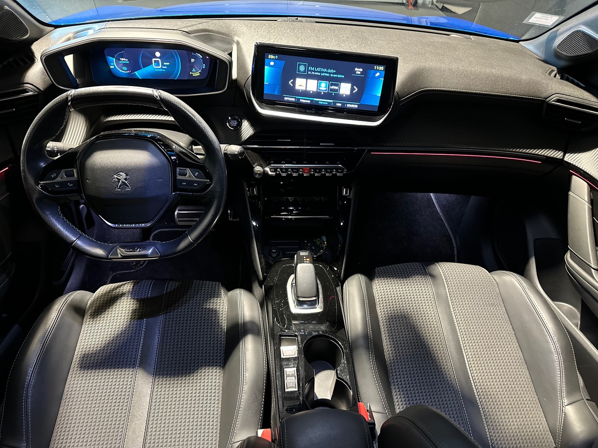 Peugeot 208 e-208 GT LINE 100KW 136CV
