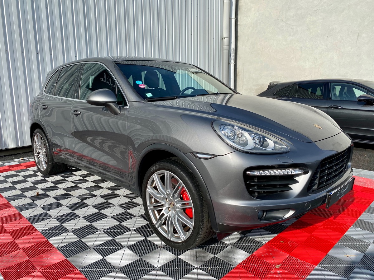 Porsche Cayenne Turbo 4.8 V8 500ch j