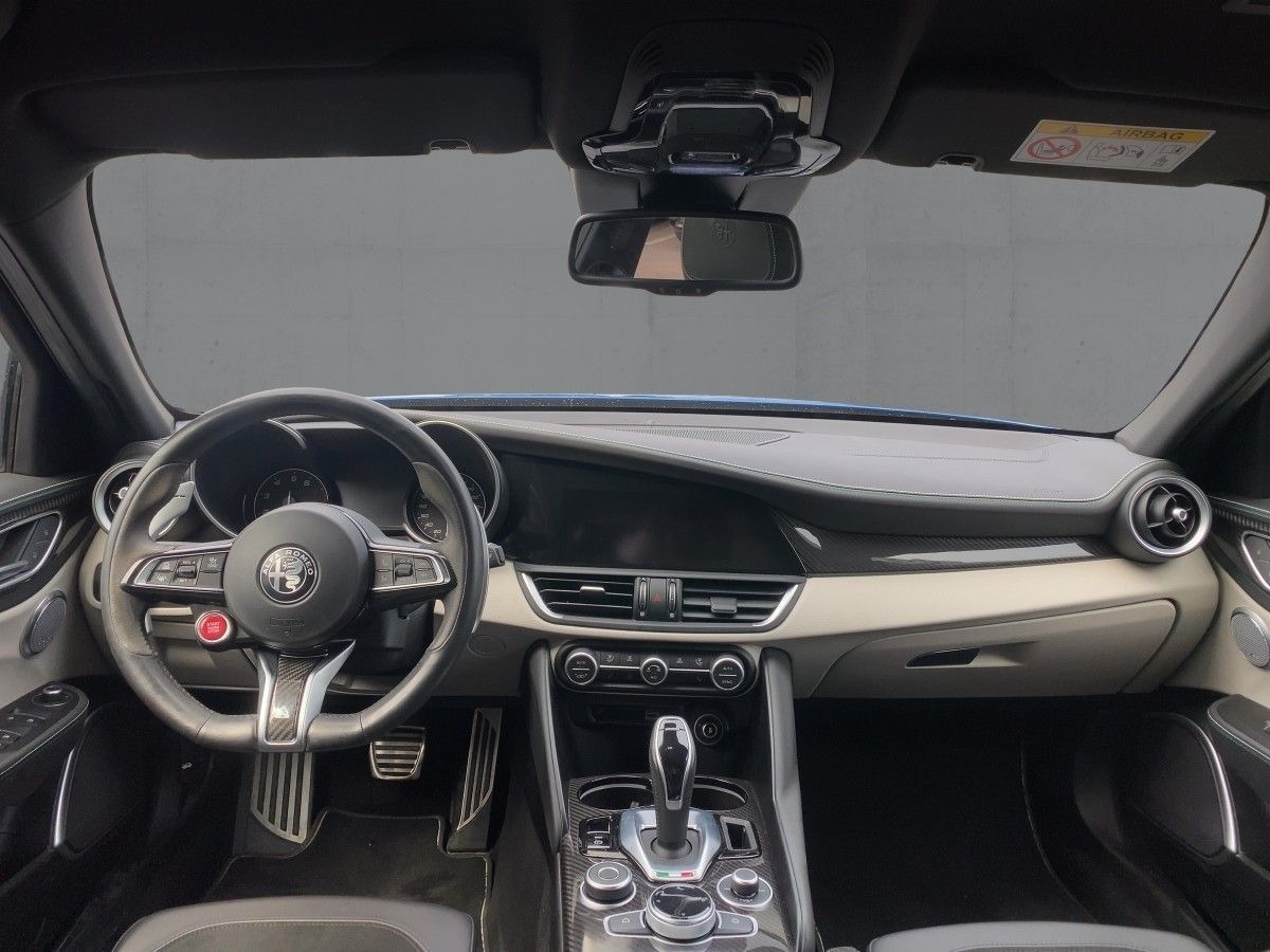 Alfa Romeo Giulia 2.9 V6 510ch Quadrifoglio AT8