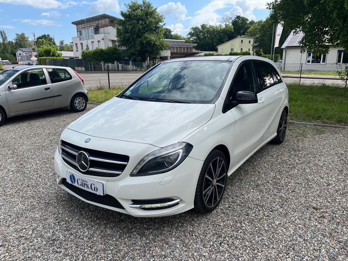 Mercedes-Benz Classe B 180 cdi Fascination, TOIT OUVRANT, RADAR, CAMERA, REGULATEUR