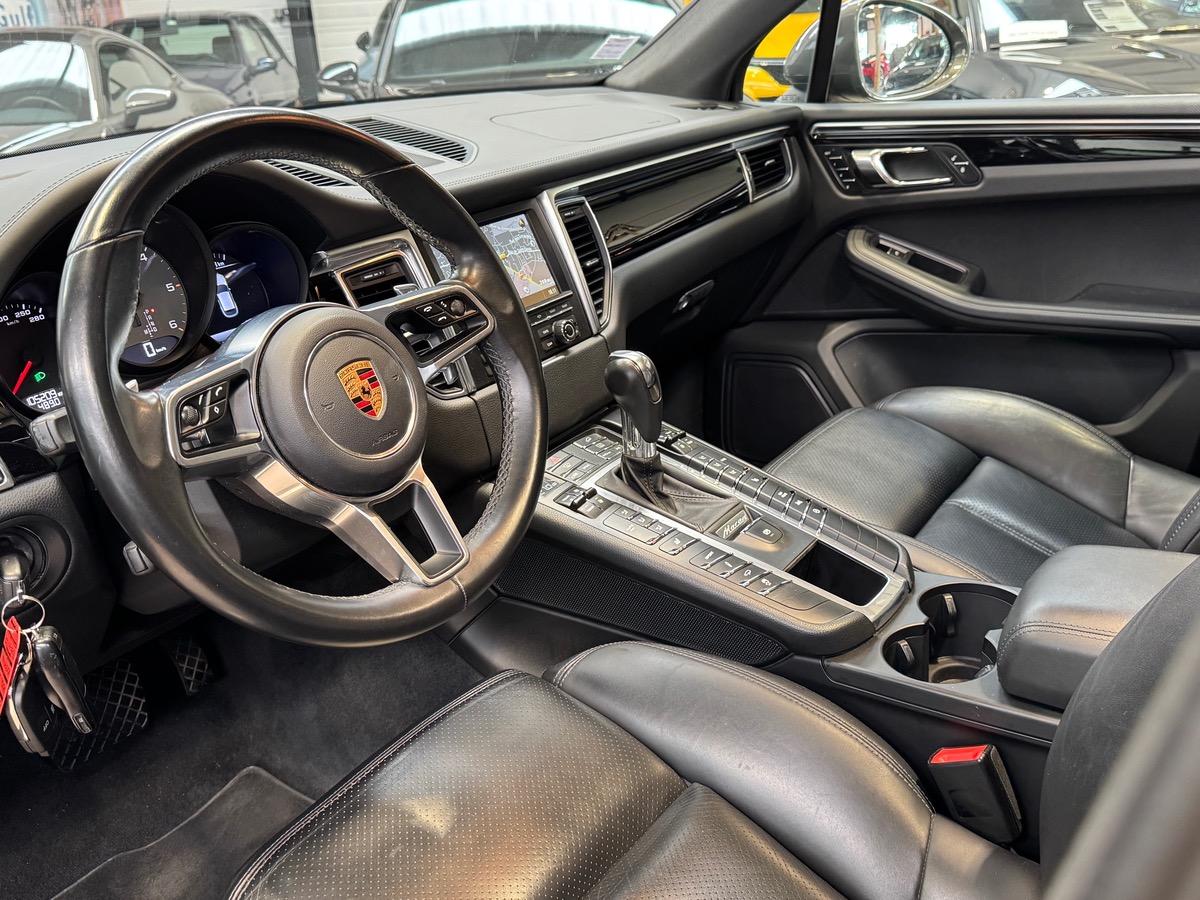 Porsche Macan S DIESEL 3.0 V6 258CV PDK TOIT OUVRANT /JANTES TURBO DESIGN/ ATTELAGE