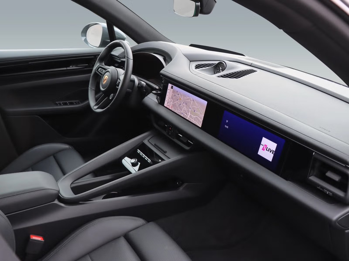 Porsche MACAN 4S 100% Electrique 516ch 22"/Sport Chrono/Pano/HeadUp/Innodrive