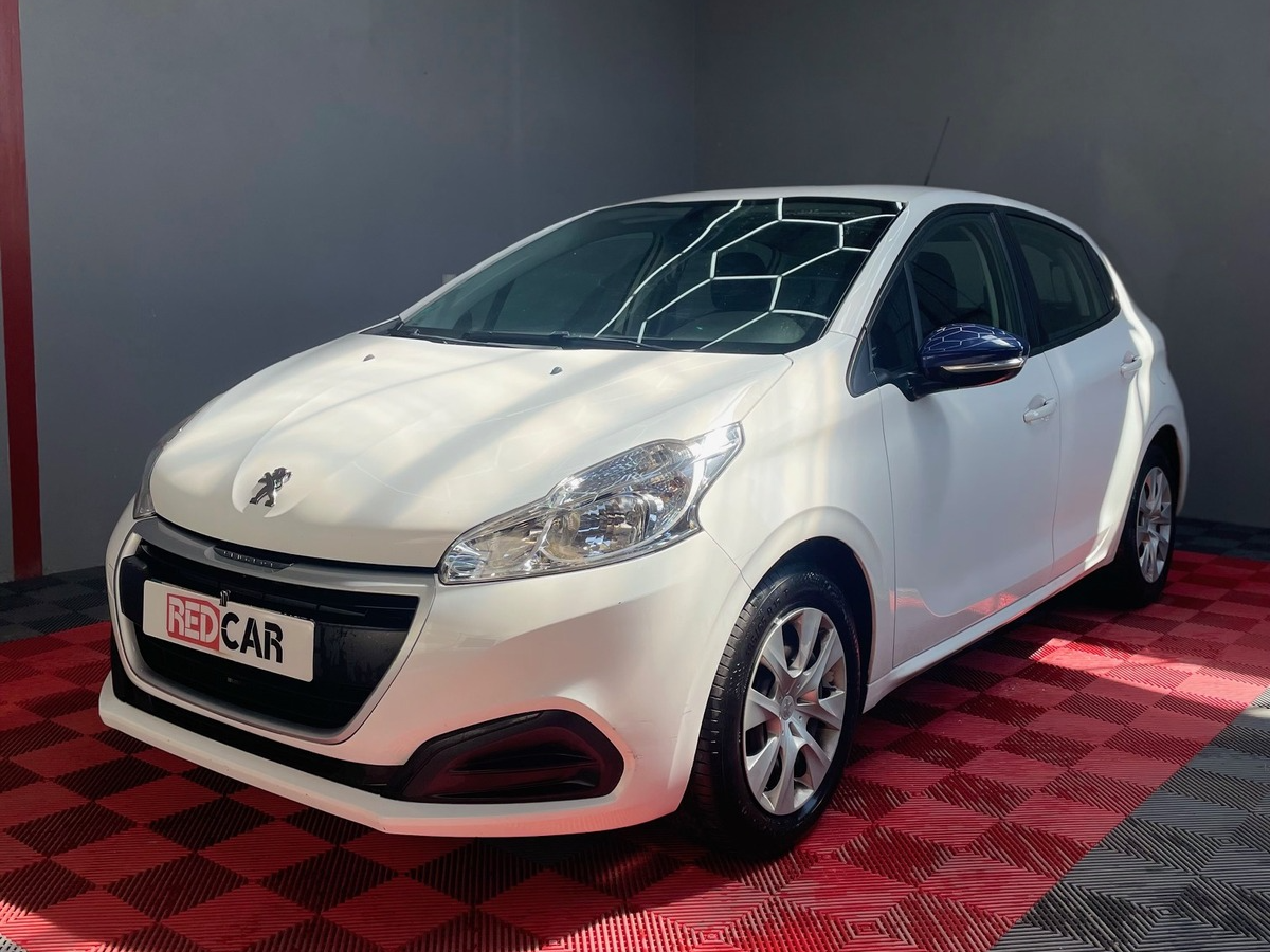 Peugeot 208 1.6 hdi Like 75ch Garantie 6 mois ✅
