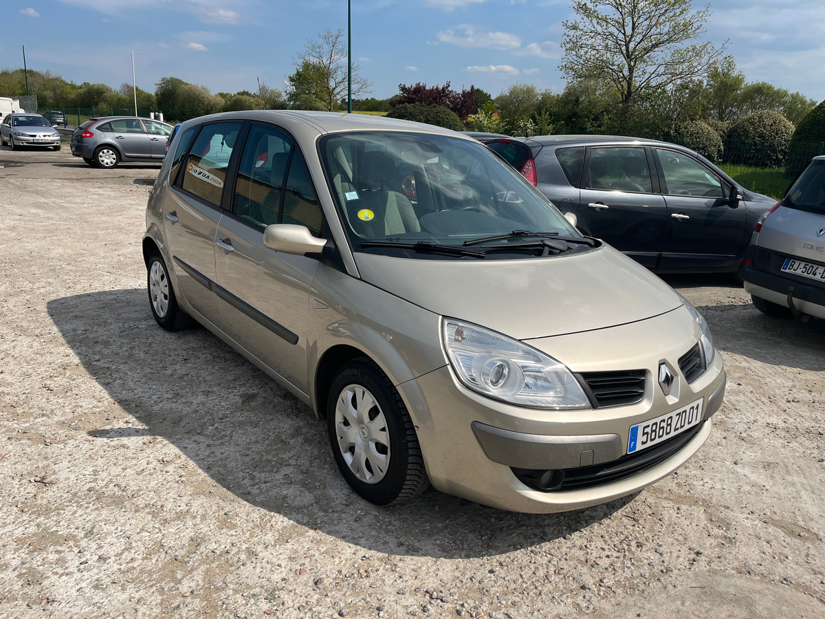 RENAULT Scenic 1.6i 16v 110ch 155073km