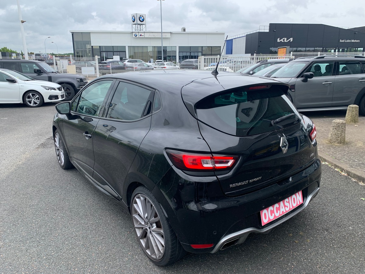 RENAULT Clio IV RS