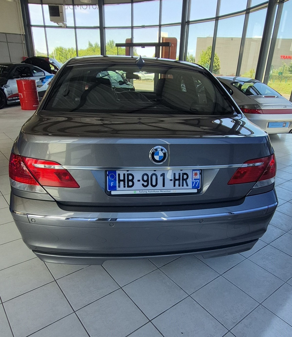 Bmw Série 7 740i 303CV