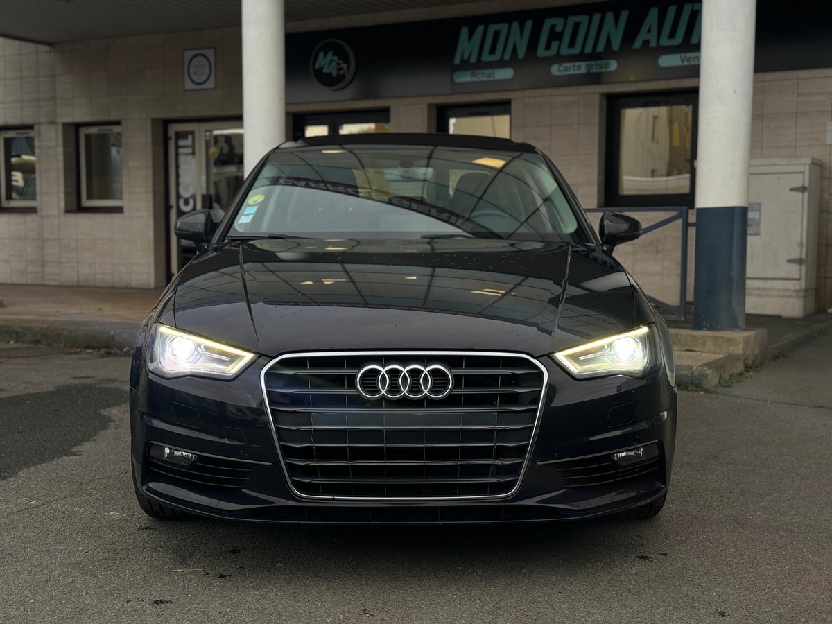 Audi A3 Berline .16 TDi  S-Tronic7 S&S 110 cv Toit ouvrant + Pack led