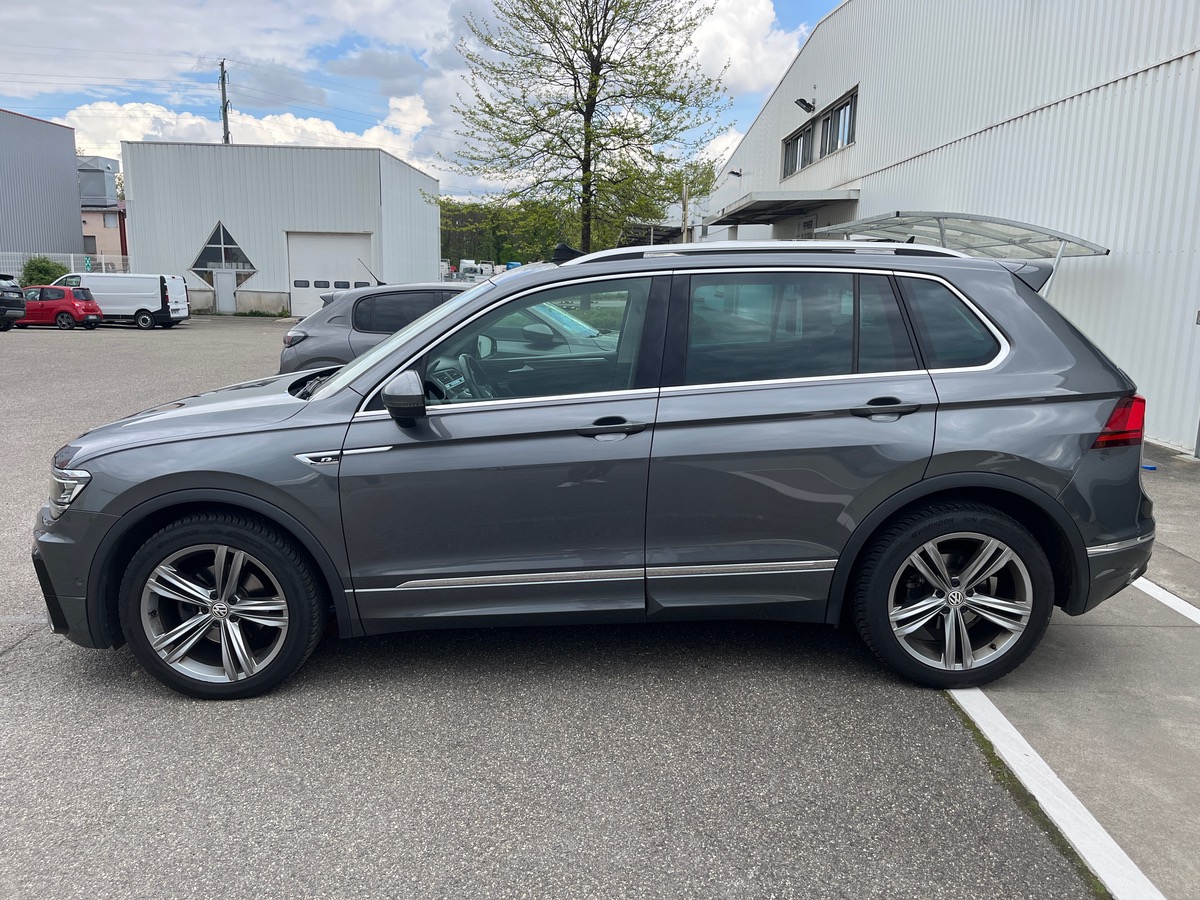 Volkswagen Tiguan 2.0 TDI 150ch DSG7 CARAT R-LINE , Suivi complet, Toit ouvrant, I-Cockpit