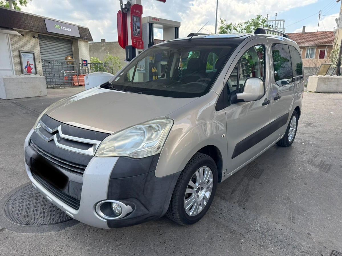 Citroen Berlingo 1.6 HDi XTR TOIT PANO 5 PLACES PAIEMENT 4 OU 10 FO
