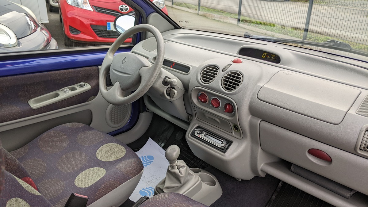 RENAULT Twingo I 1.2i 60