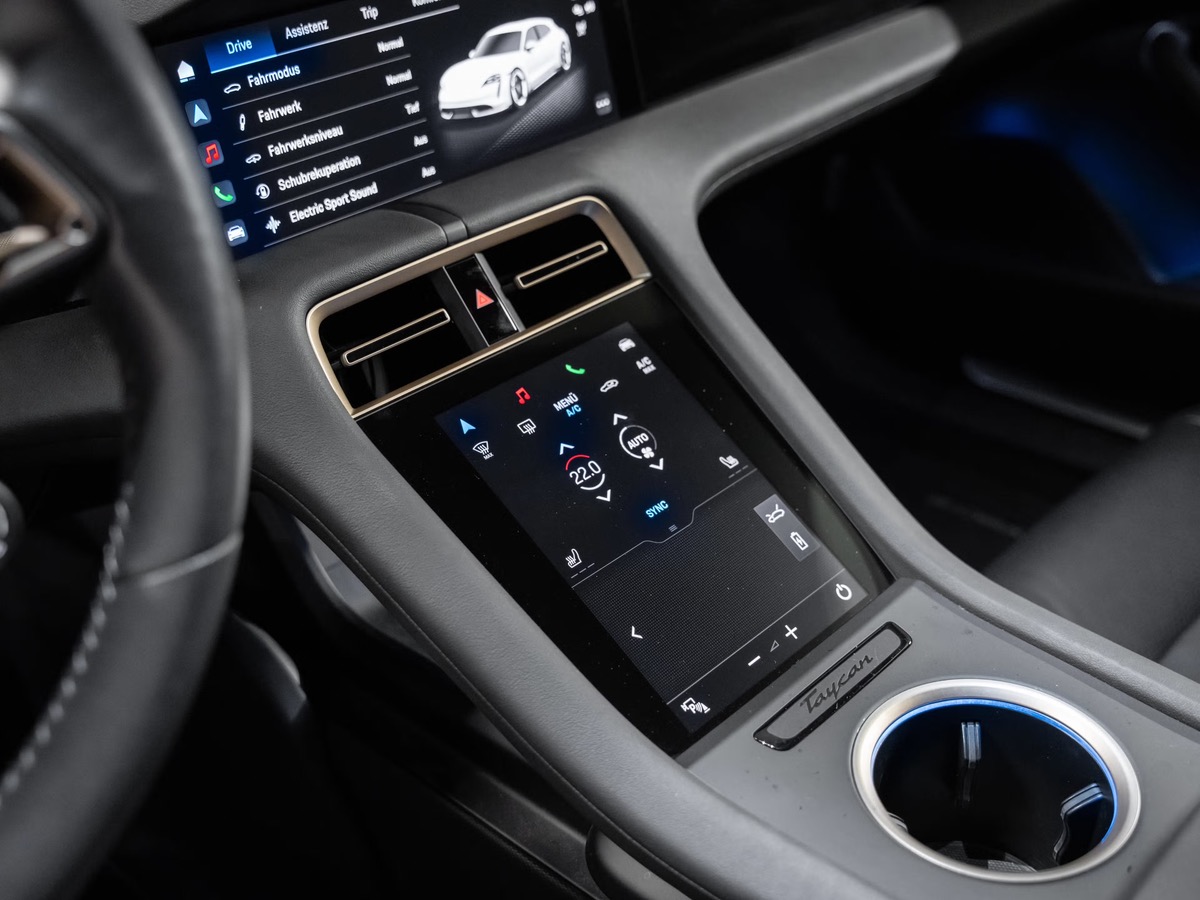 Porsche Taycan 4S Sport Turismo 571CH Performance Battery+ Chrono/Pano/360/Bose/Inno/Siège chauffant