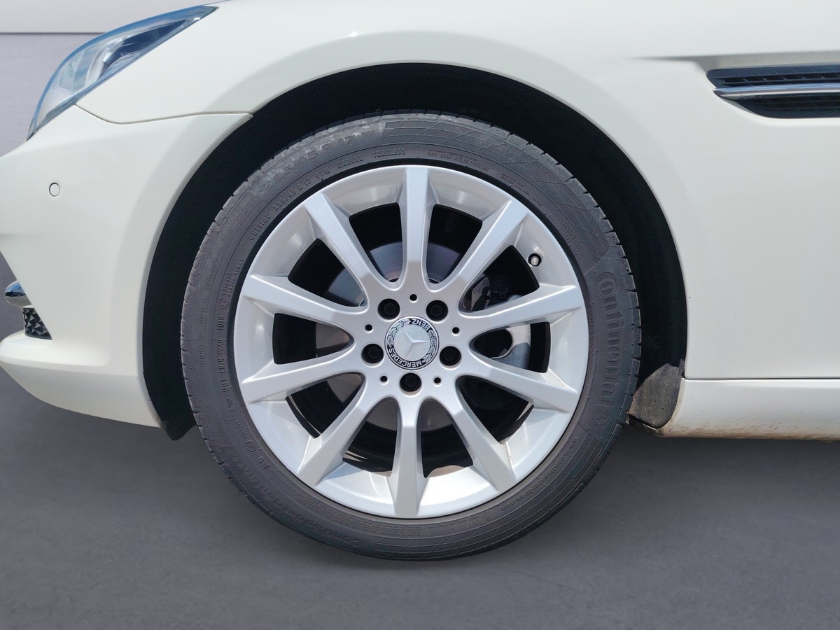 Mercedes-Benz Classe SLK 200 blue efficiency 100 % Française
