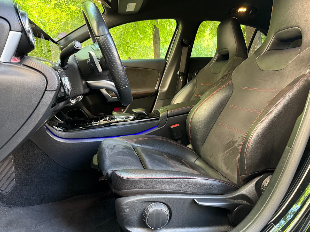 Mercedes-Benz Classe A 200 AMG LINE 163cv Carplay