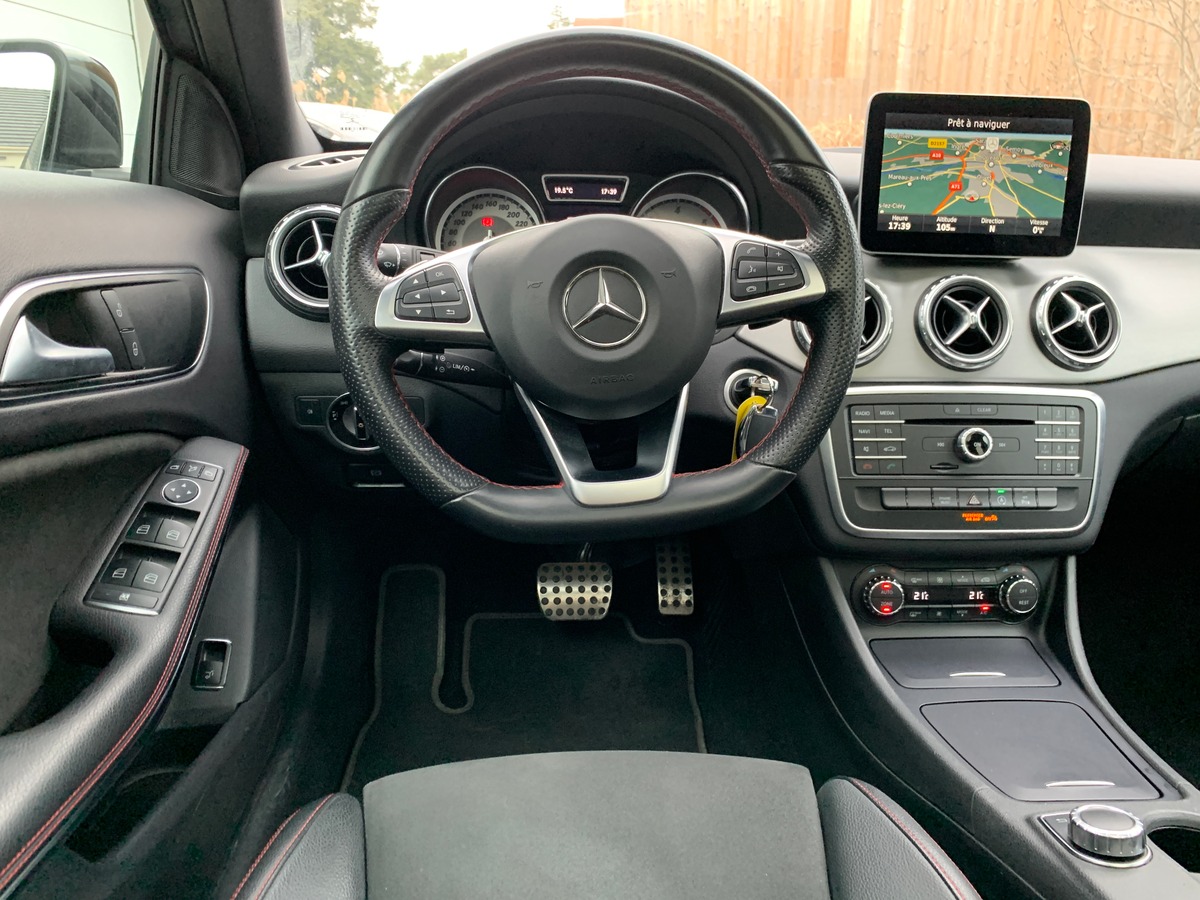 Mercedes-Benz GLA* AMG 200 d Fascination  7G-DCT