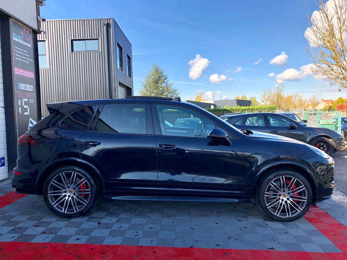 Porsche Cayenne GTS 440 1°MAIN FULL OPTIONS FR m