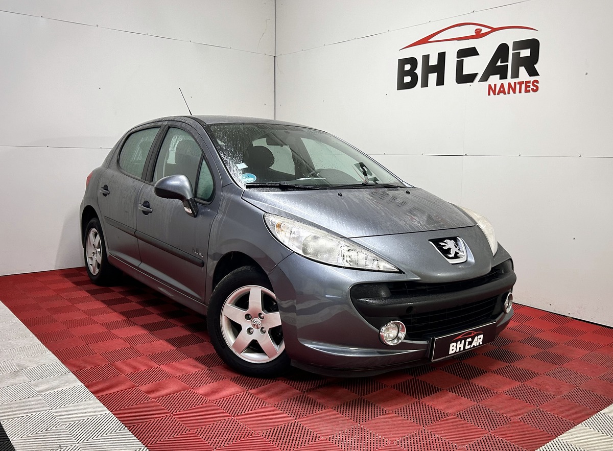 Image: Peugeot 207 1.4i 75 CH URBAN MOVE 5 PORTES