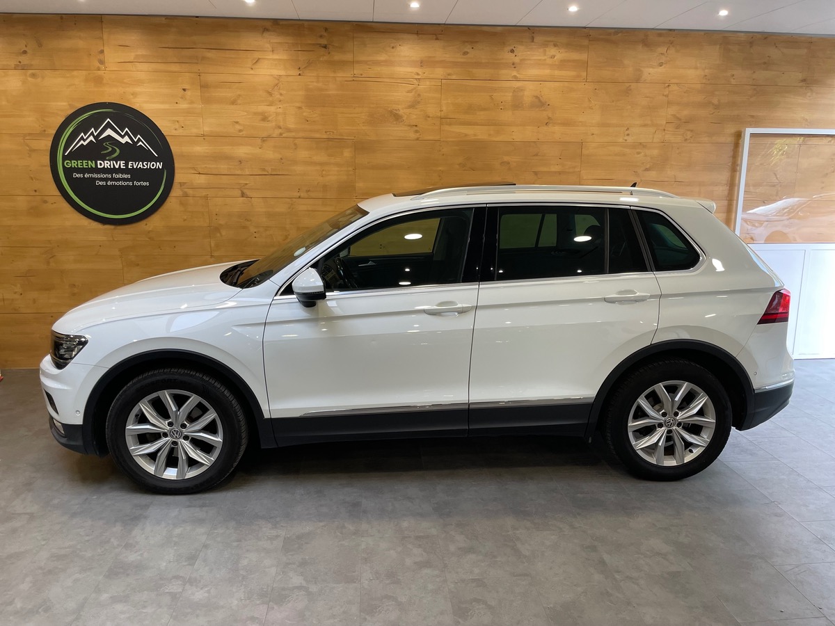 Volkswagen Tiguan 2.0 TDI 150 BLUEMOTION CARAT DSG BVA