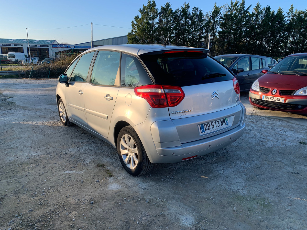 Citroën C4 picasso 1.6 hdi 110CH 162513km