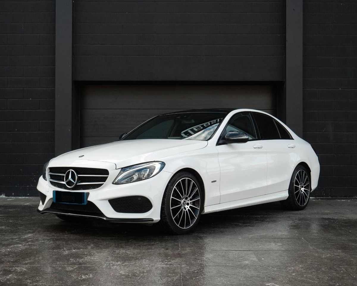 Mercedes-Benz Classe C C250 d Berline*BURMESTER*PANO*AMG-LINE*.