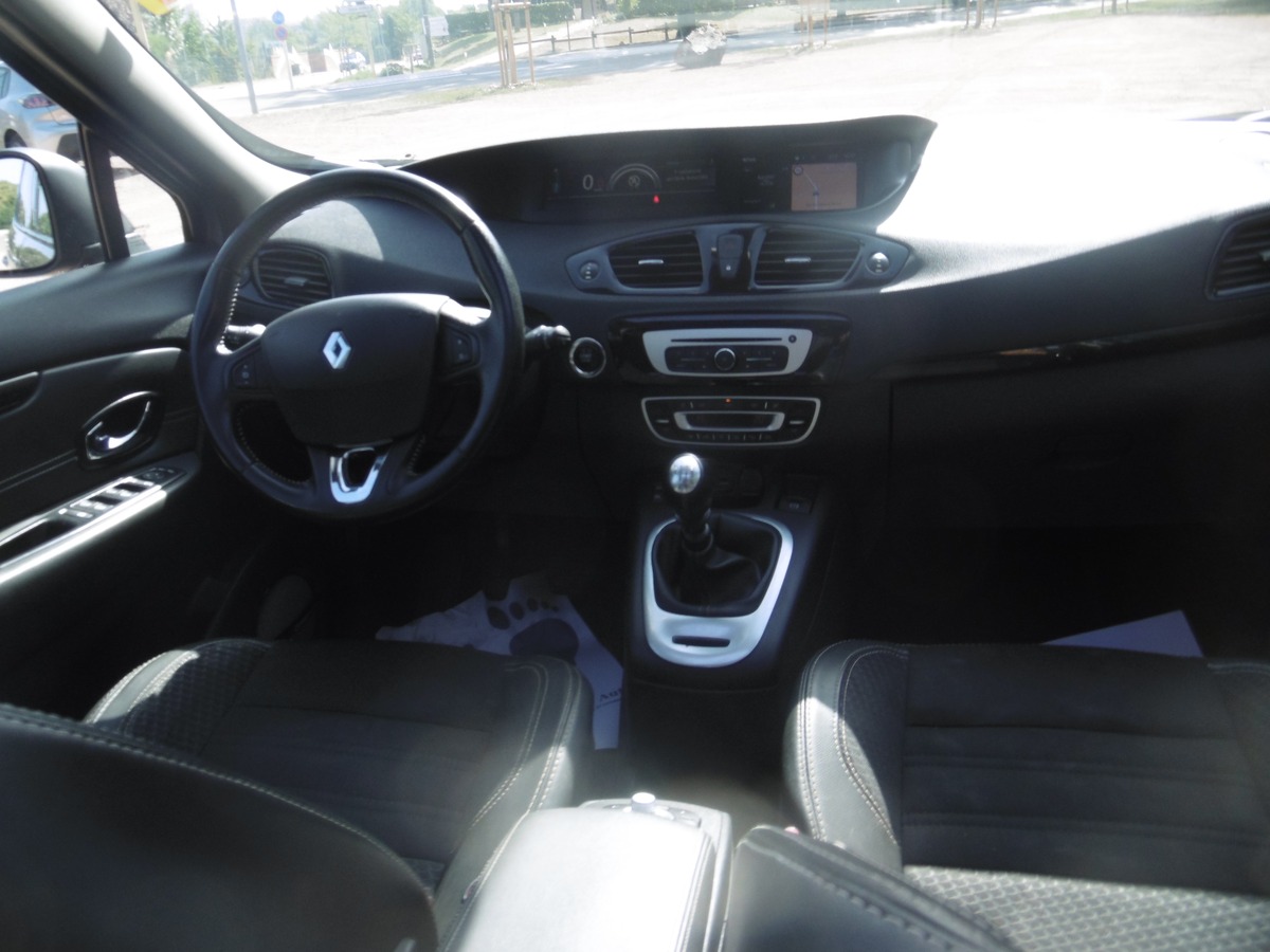 Annonce Renault grand scenic iii (2) 1.6 dci 130 fap energy bose