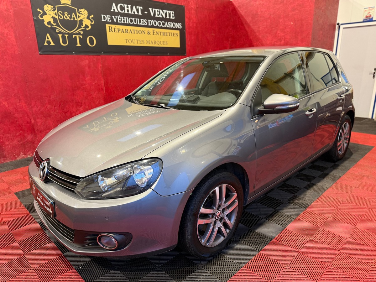 Volkswagen Golf Confortline 1.6TDi 105cv