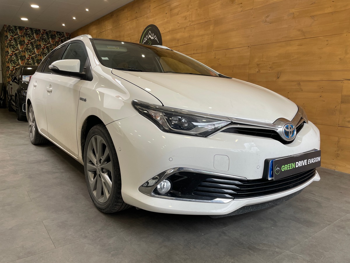 Toyota Auris TOURING-SPORTS 1.8 HSD 136H 100 FULL-HYBRID EXECUTIVE BVA