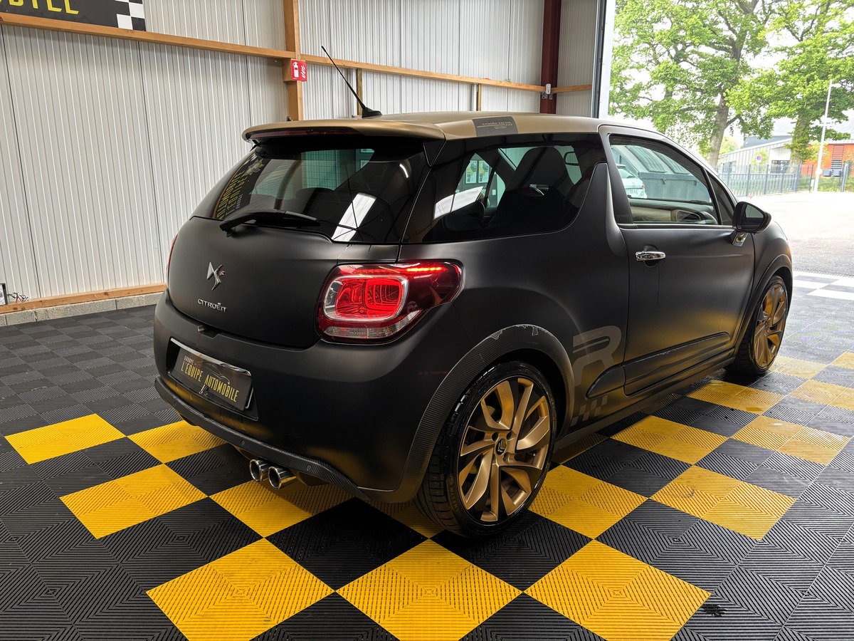 Citroën DS3 1.6 THP 203 RACING GOLD MAT