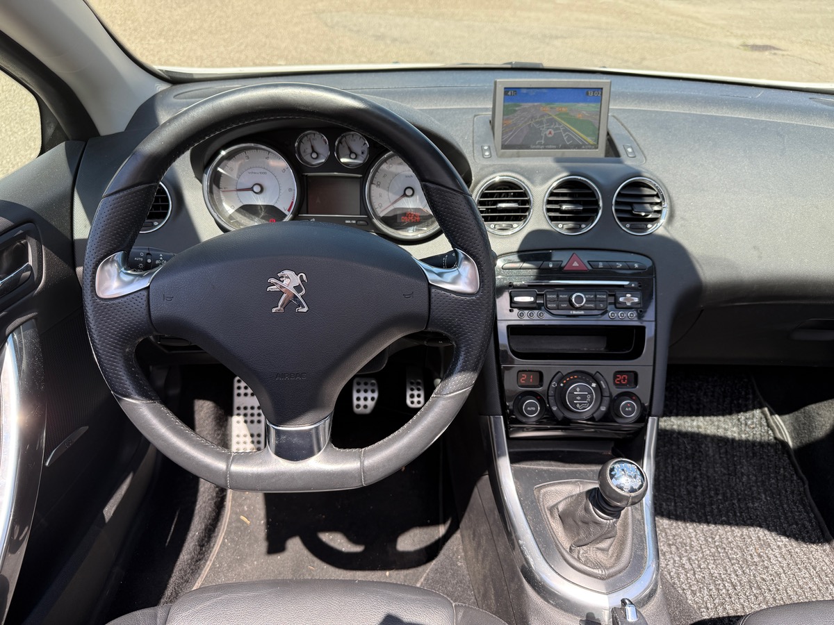 Peugeot 308 CC 1.6 156 cv Féline, Sièges chauffants, Sono JBL, Suivi Complet