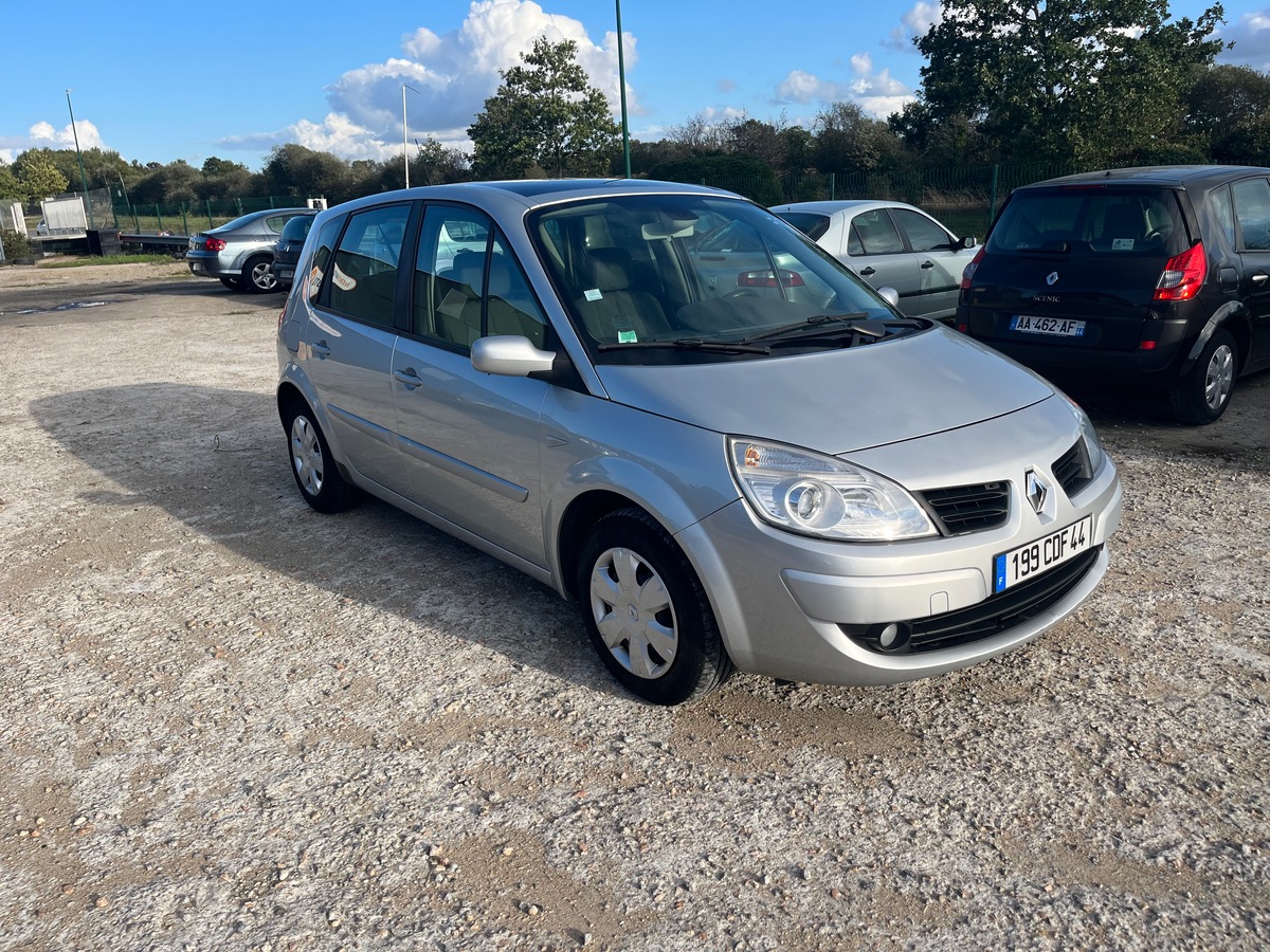 RENAULT Scenic 1.5 dci 156500km