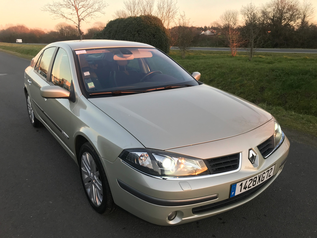 RENAULT Laguna 1.9 DCI 125CV 1ERE MAIN PRIVILEGE