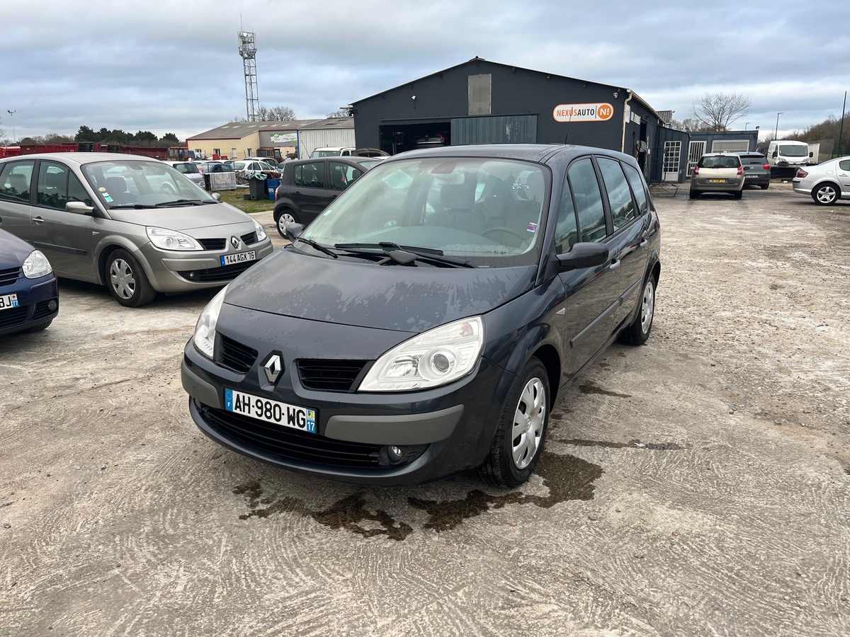 RENAULT Grand Scenic 1.5 DCI 105ch 145605km