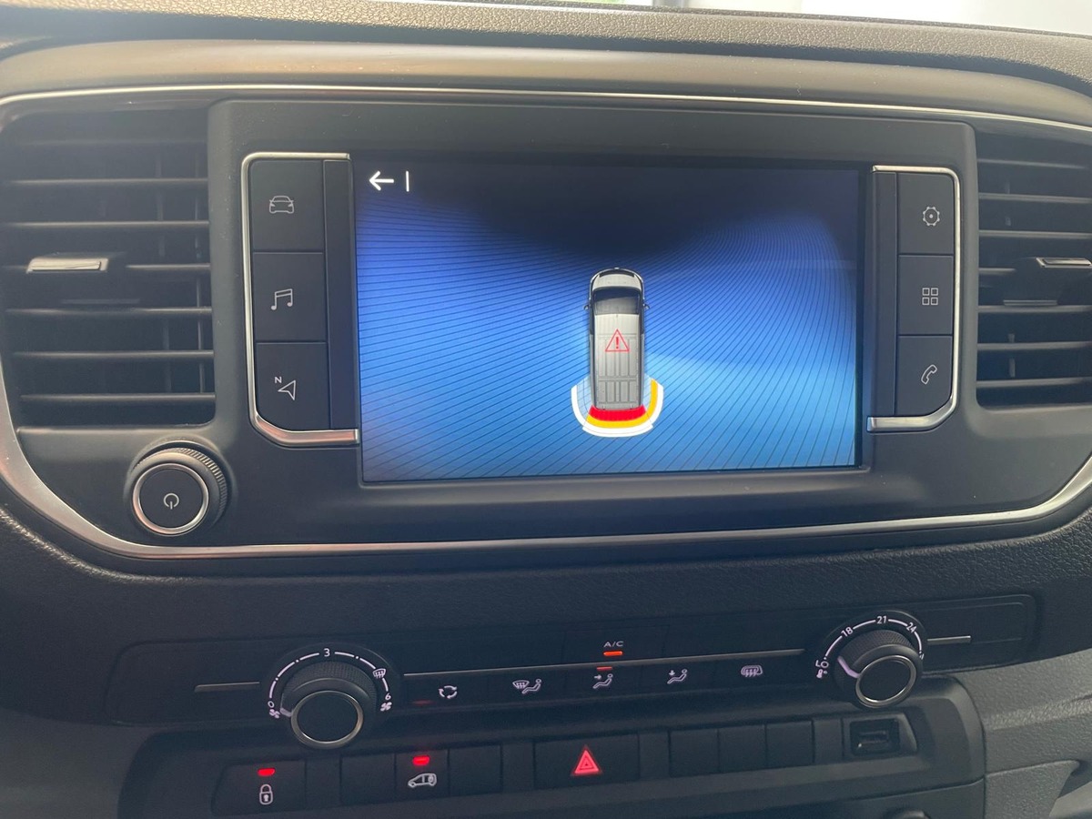 Toyota ProAce 2.0 Bluehdi 145 BUSINESS    PREMIERE MAIN