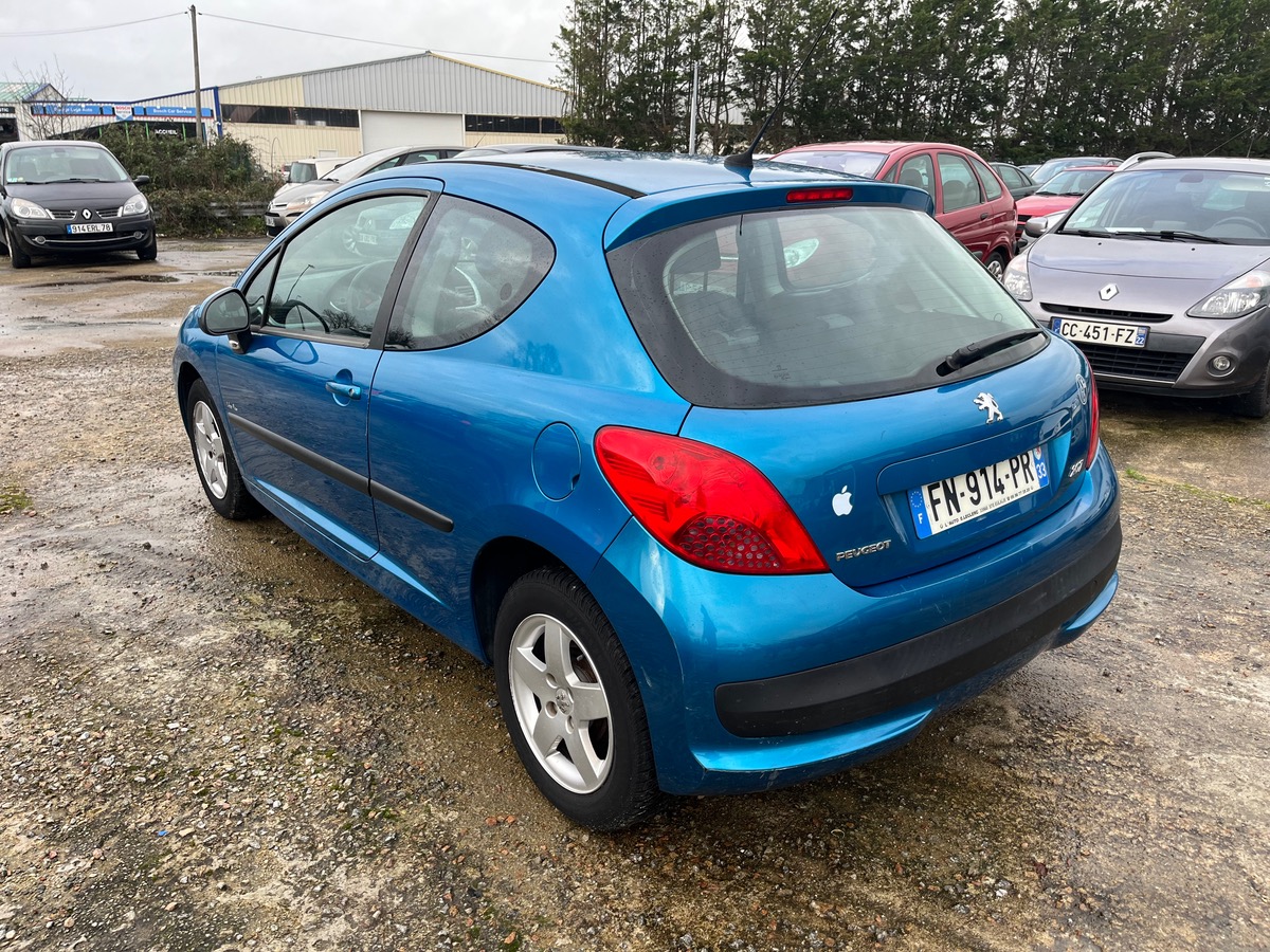 Peugeot 207 1.4 75 162461KM